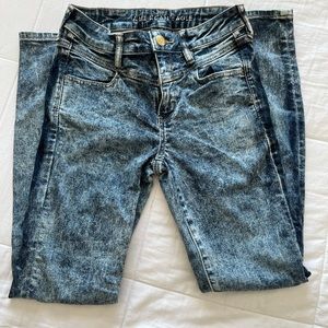 American Eagle button up skinny jeans!!